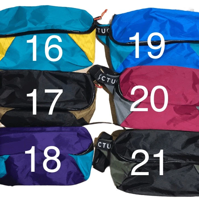 Chicken Tramper Ultralight Gear Chicken Tramper UL 2.5L Fanny Pack ACCESSORIES 4 Chicken Tramper Ultralight Gear Chicken Tramper UL 2.5L Fanny Pack ACCESSORIES